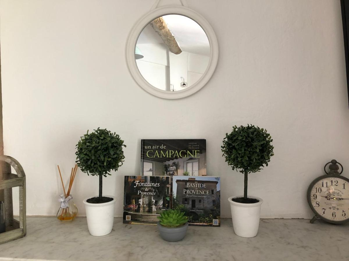 Hotel Le Flore Fréjus Dış mekan fotoğraf