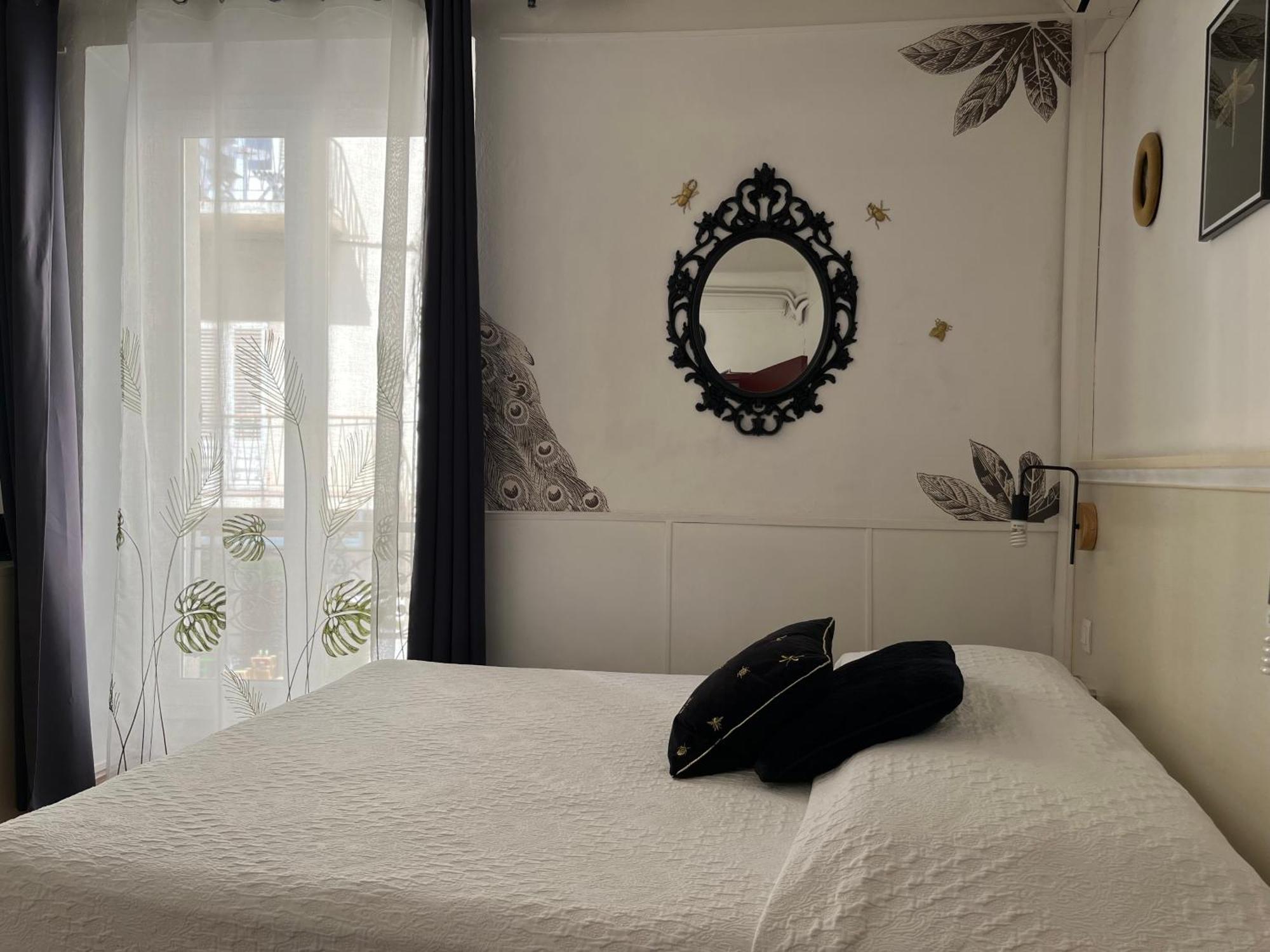 Hotel Le Flore Fréjus Dış mekan fotoğraf