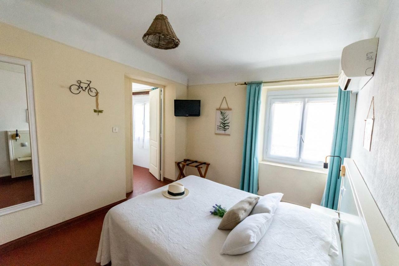 Hotel Le Flore Fréjus Dış mekan fotoğraf