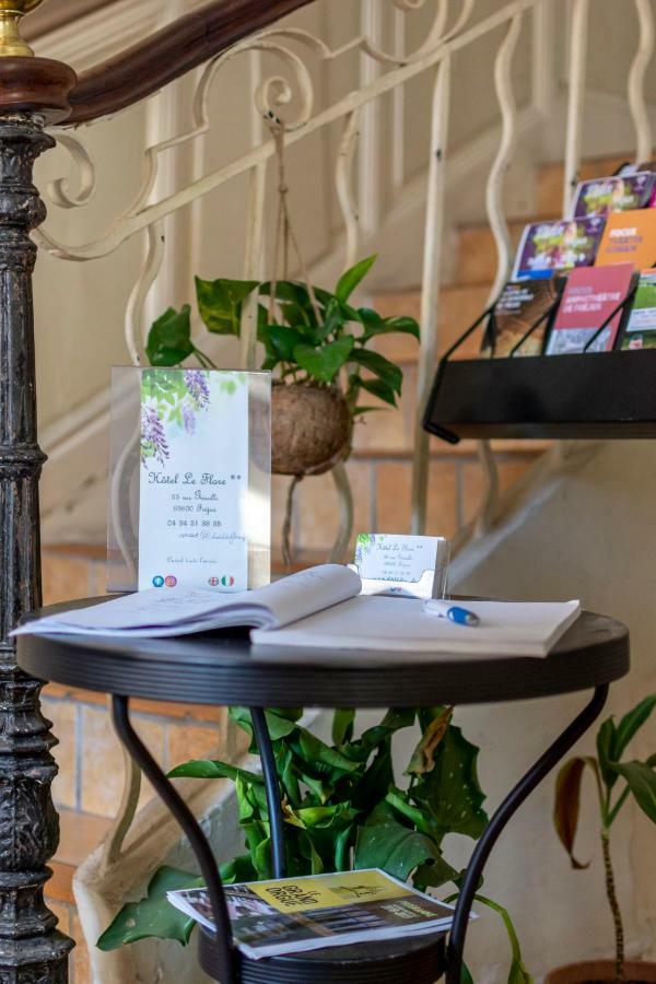 Hotel Le Flore Fréjus Dış mekan fotoğraf